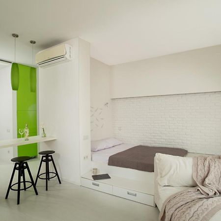 White Attic Apartment Odessa Eksteriør bilde